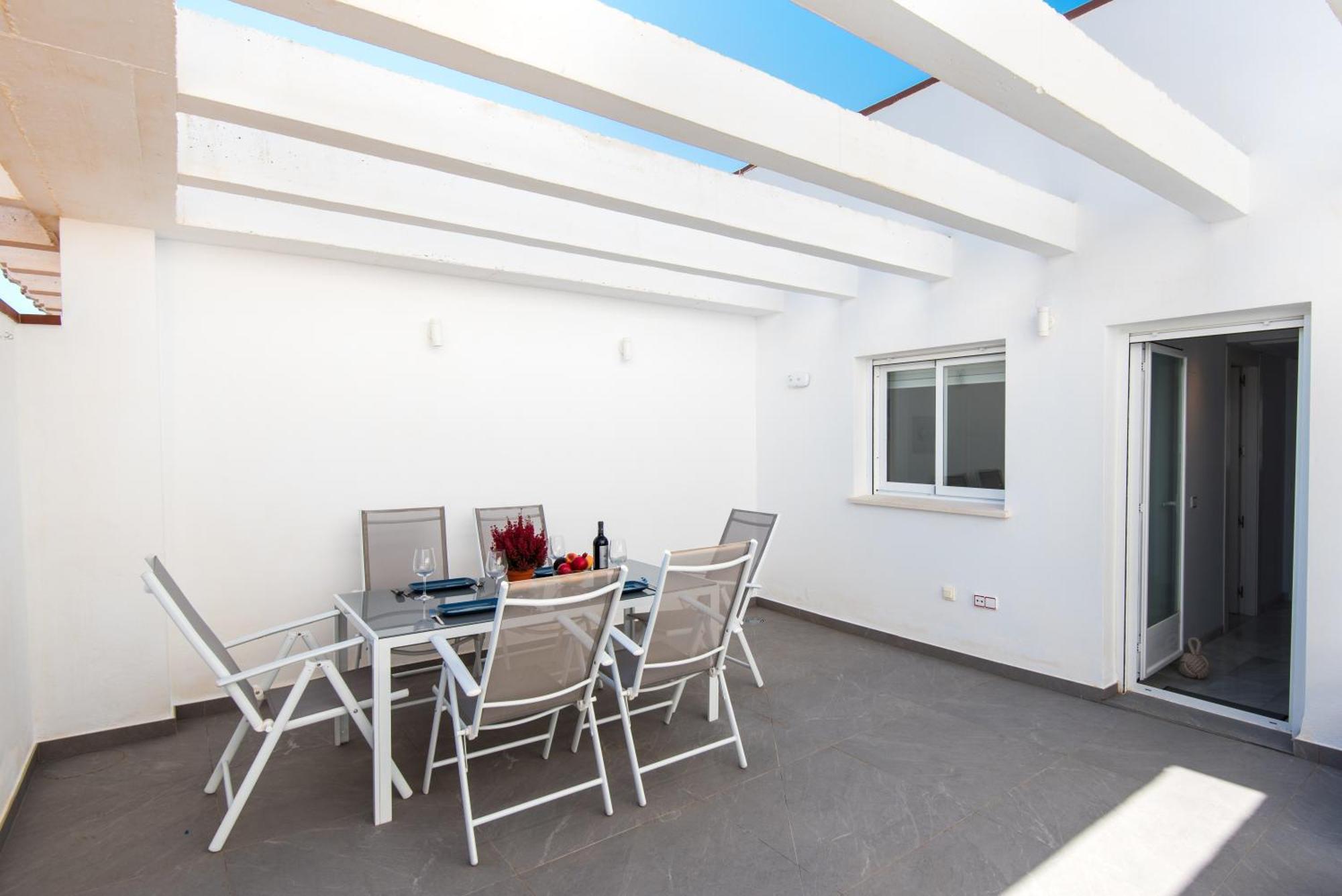 Apartment Sea View And 350m To The *